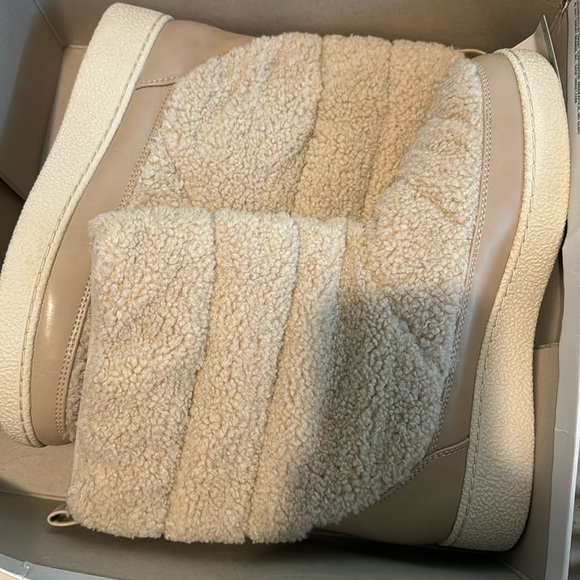 Target Bertie Boots - Picture 2 of 3